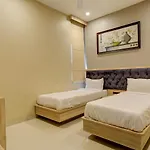 Fabhotel Peak View
